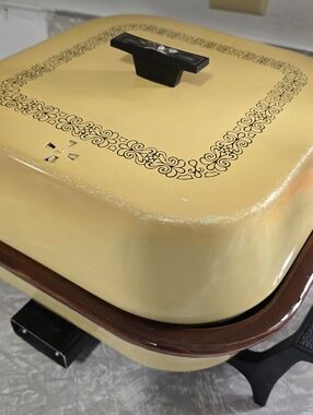 VTG Sunbeam Crocker Frypan Electric Skillet Crock Insert Harvest Gold High Dome